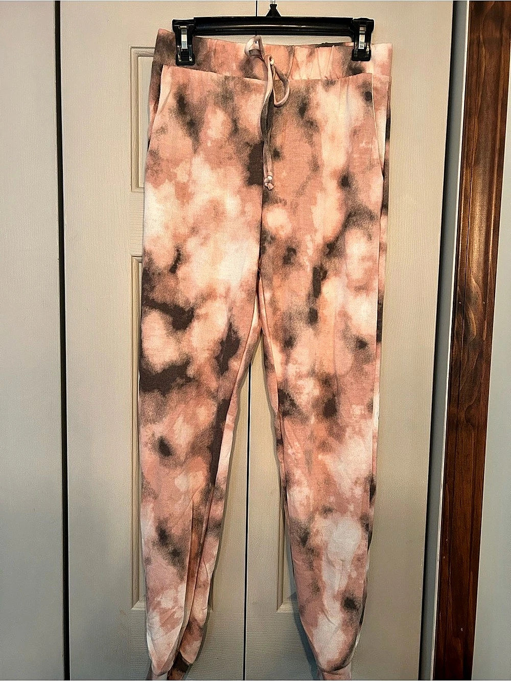 Endless Blu Tie-Dye Leggings in Pink & Brown Size Medium NWT
